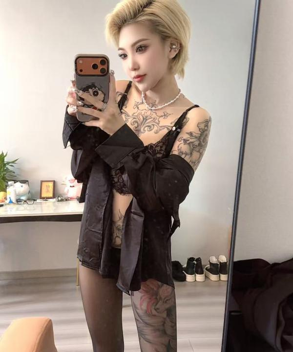 苏州吴中纹身妹