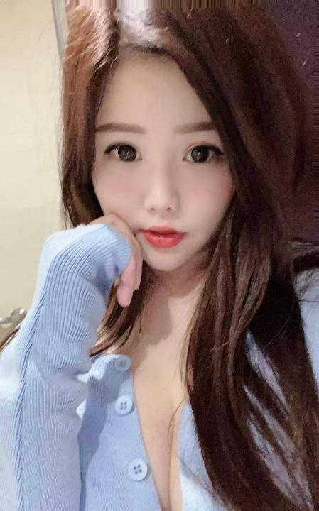 服务好气质大胸老师