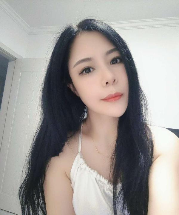 相城黑丝长腿少妇青青