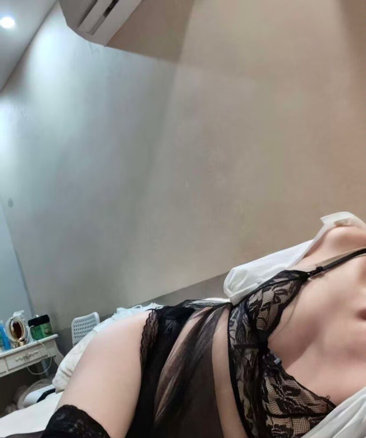 拱野三通潮喷嫂子