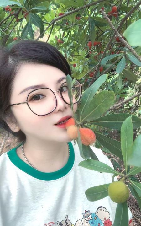 西青D奶大胸莉莉