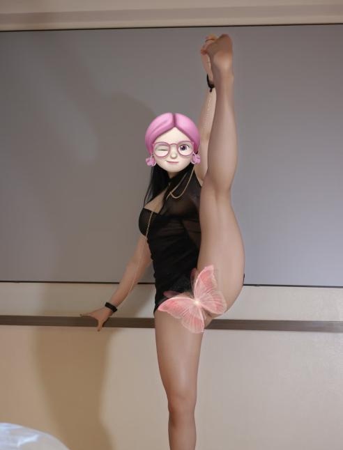 170欧美型瑜伽教练