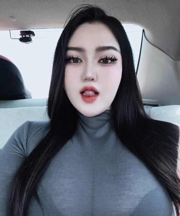 乌市服务性大奶妹