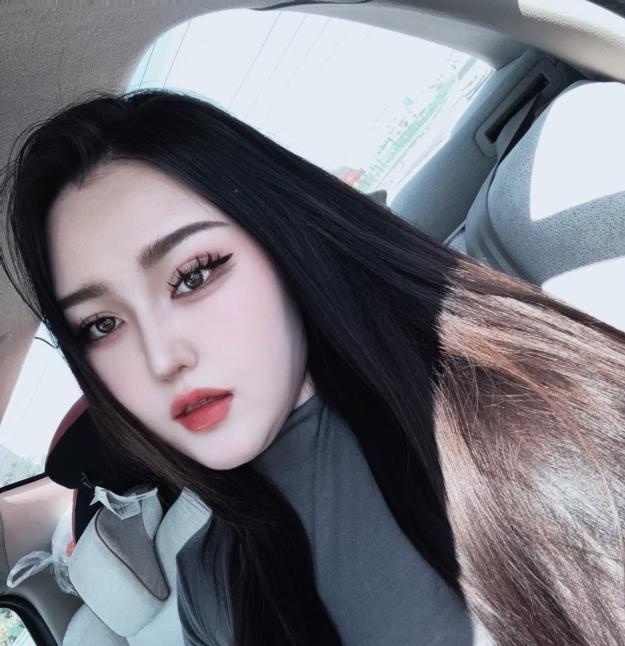 乌市服务性大奶妹