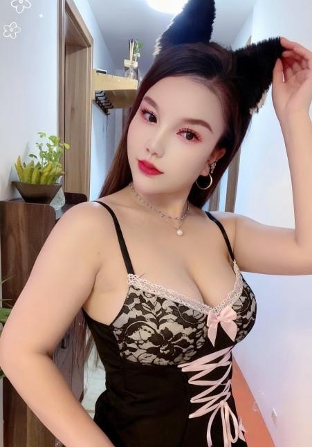 南开丰满巨乳少妇