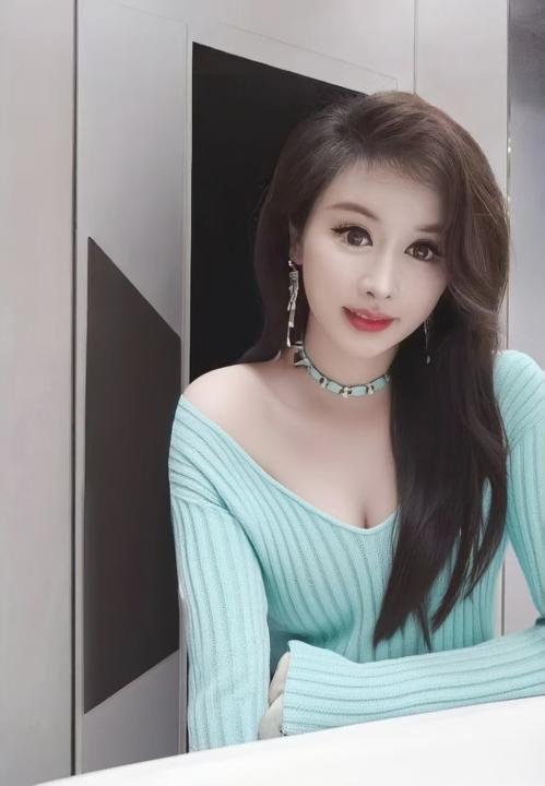 气质美女安妮娜