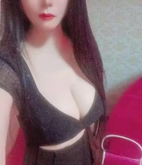 成华区大奶雪妍