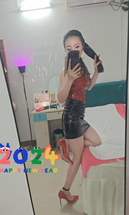 白云骚妇馨馨