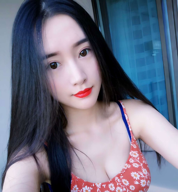 性感美乳小姐姐