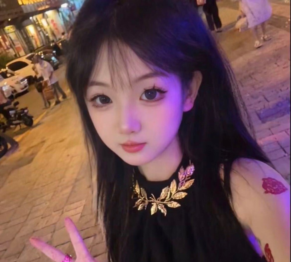 长腿嫩妹小欣