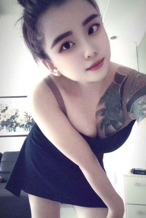 沈阳出击小妮子