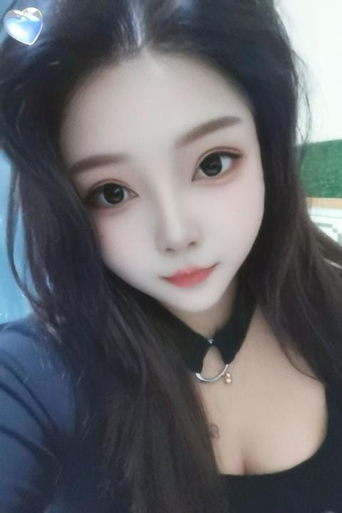 丰满风骚妮子