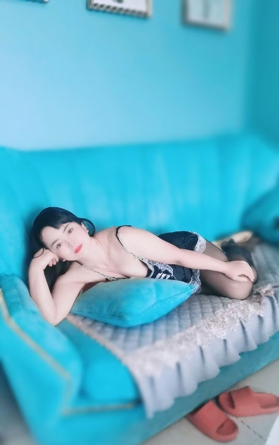 丁字裤极品少妇