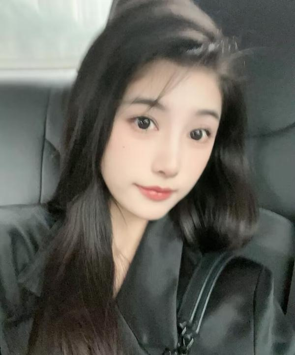 网红清纯小辣妹