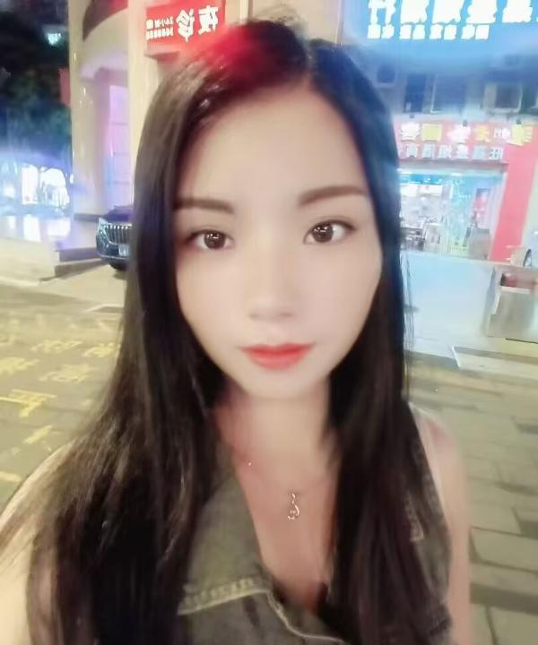 厦门岛内妍妍