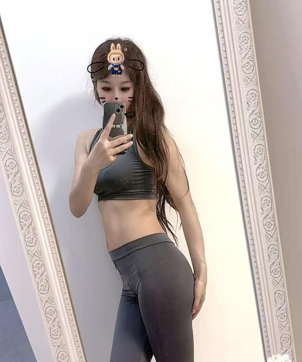 服务系少妇雪儿