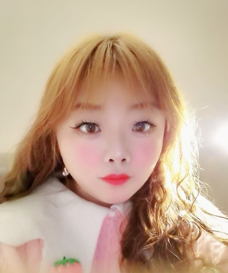 微胖可三通妹子 阴推舒服