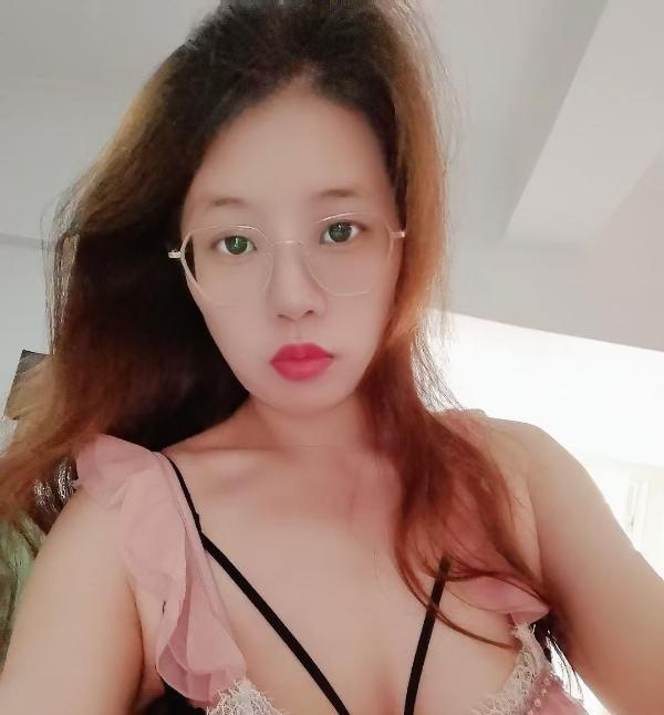 可角色扮演的御姐鱼儿