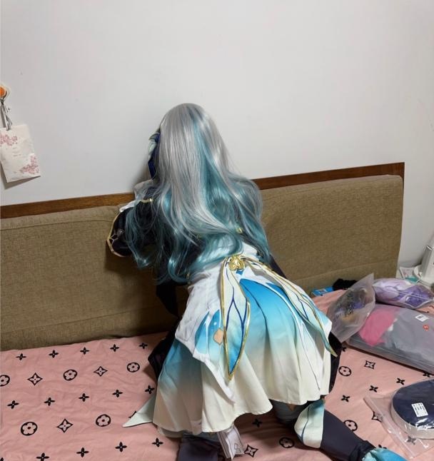 建邺三点粉草莓酱