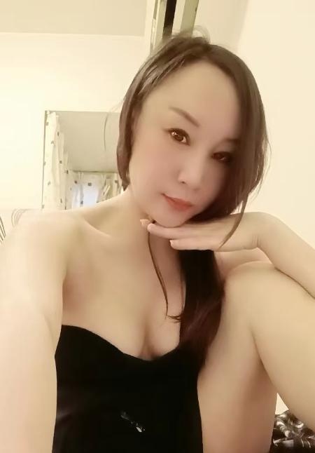 服务系毒龙女王芊芊