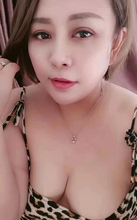 在铁西的内蒙妞