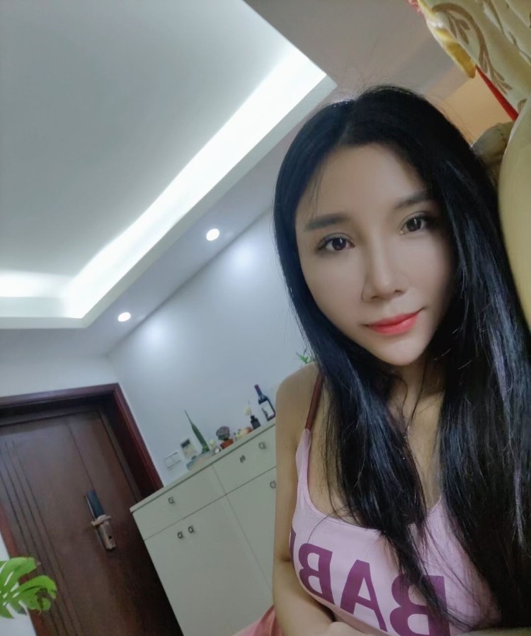 拱墅很骚的小蜜蜂老师