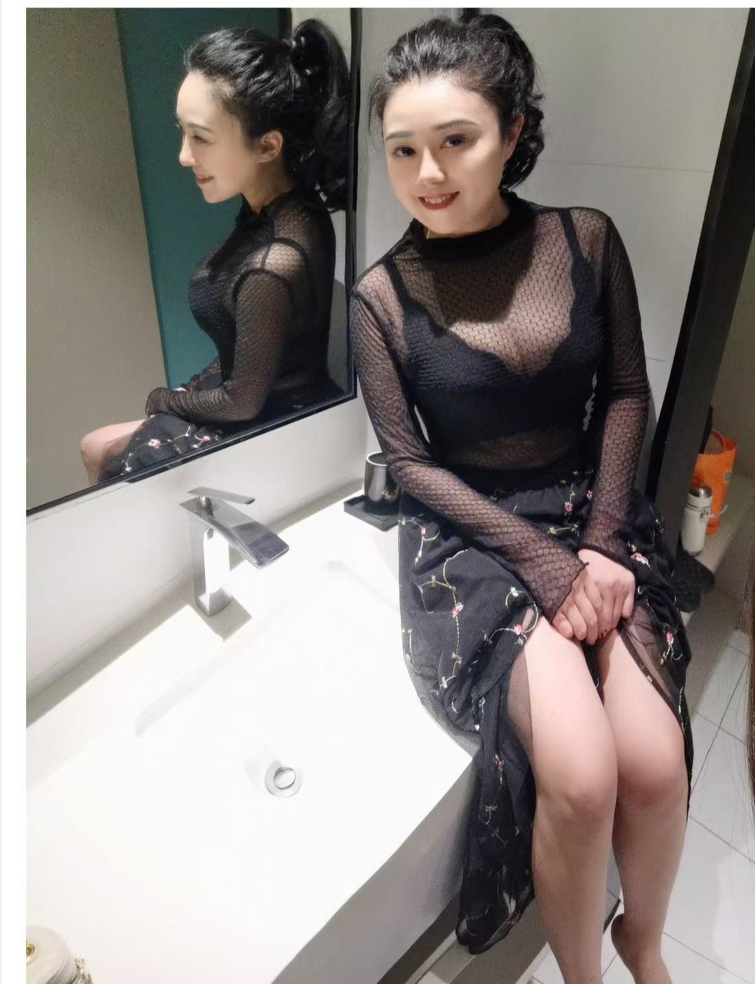 妩媚御姐小艺