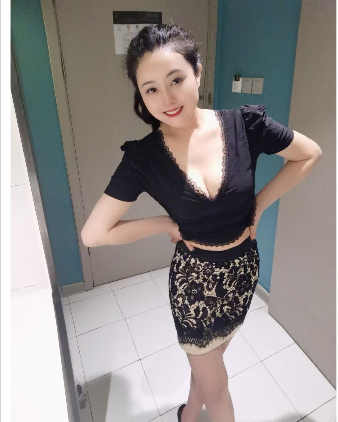 妩媚御姐小艺