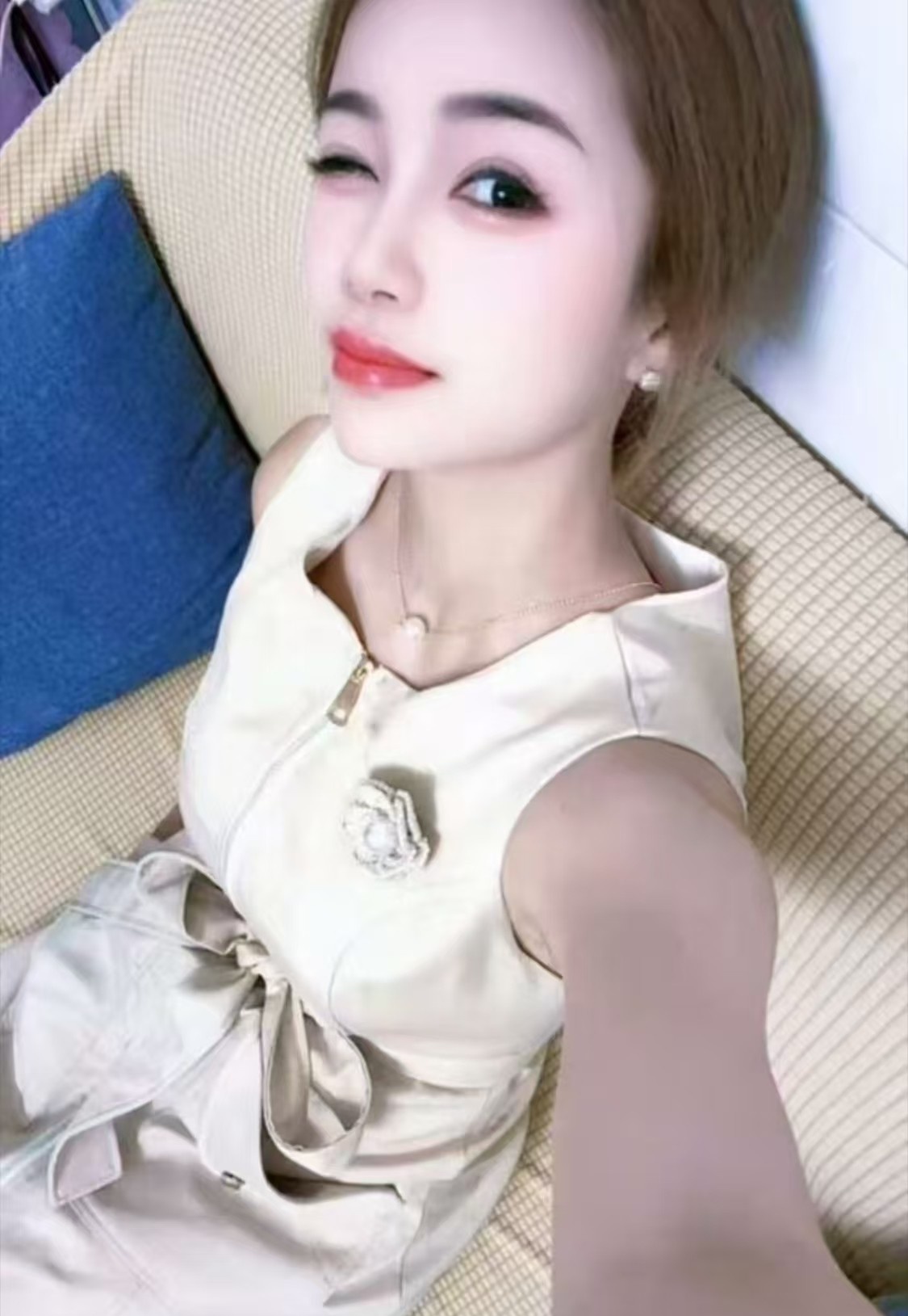 服务系御姐可菲