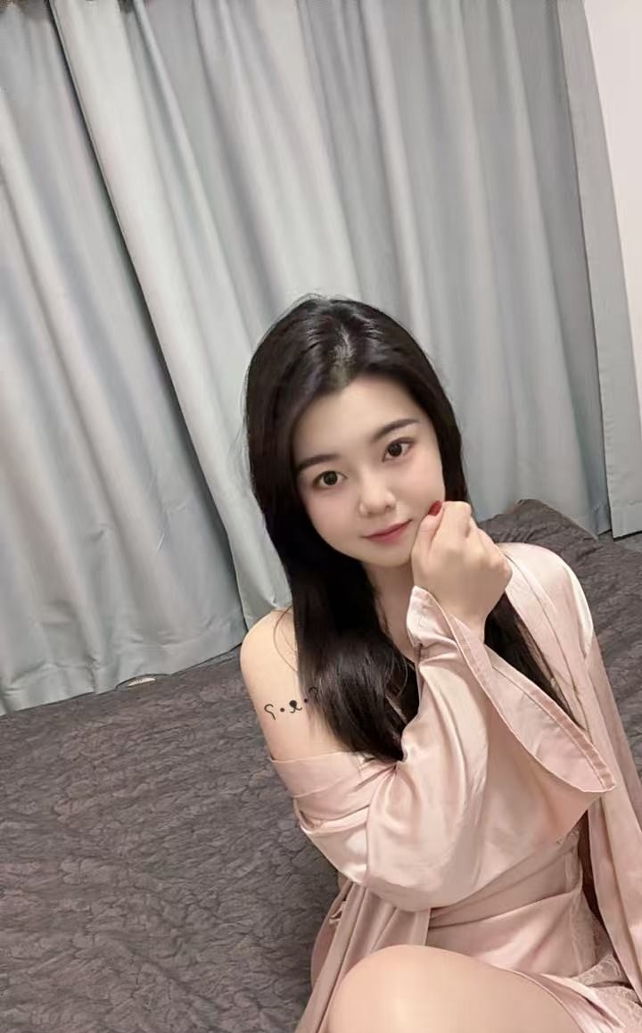 白云嫩妹 青柠