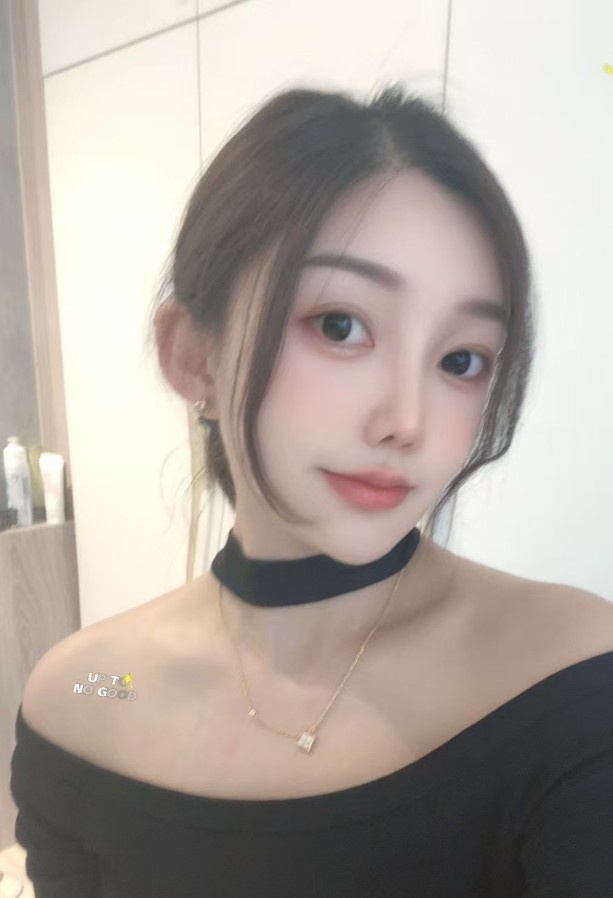 夫子庙健身美女中项小姐姐