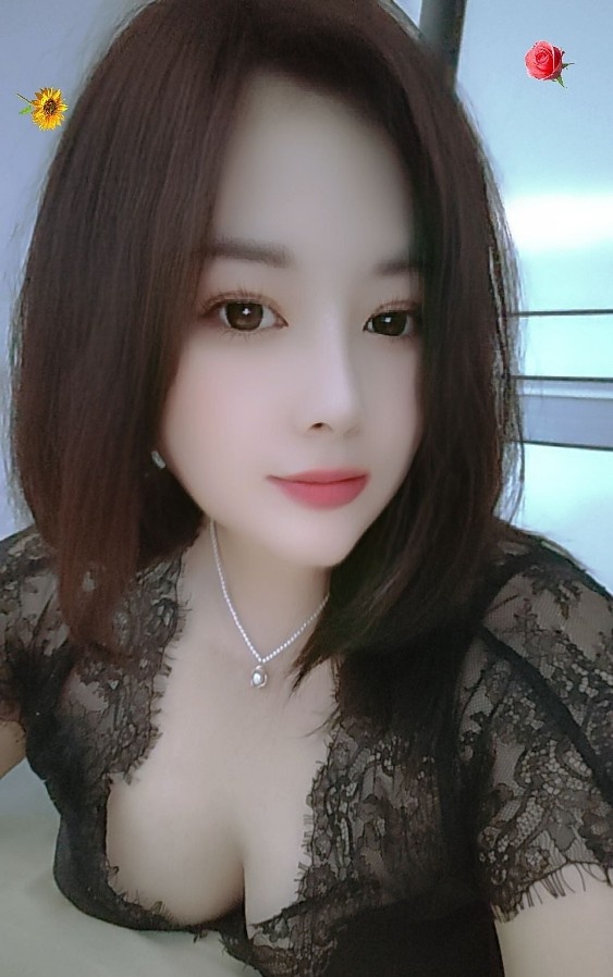 韵味十足美少妇