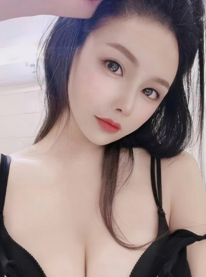 轻熟小骚妇