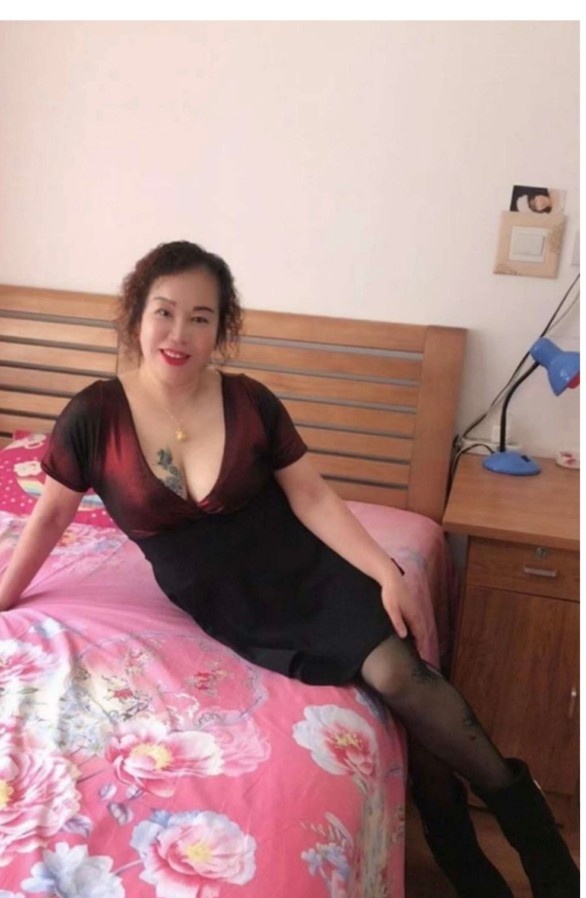 潘家园纹身老熟女