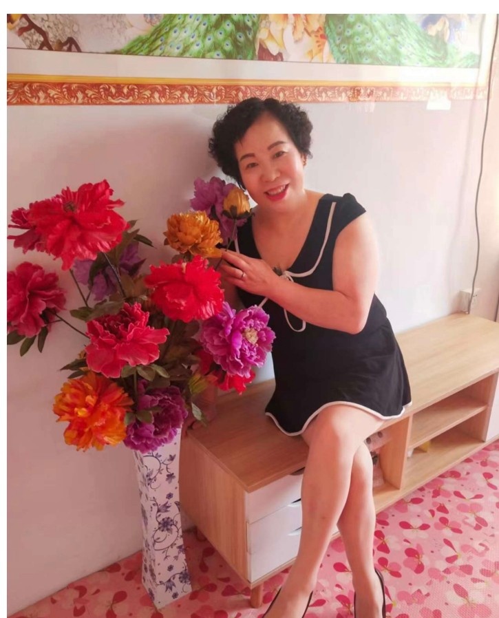 潘家园纹身老熟女