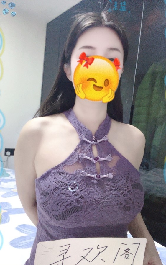 韵味十足小少妇