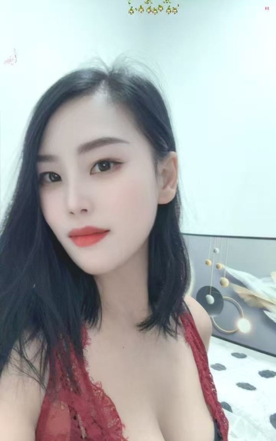 大奶子美少妇