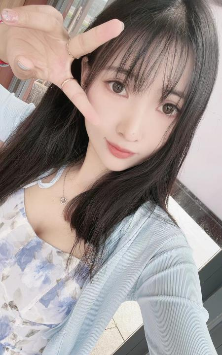 颜值漂亮大胸玥玥