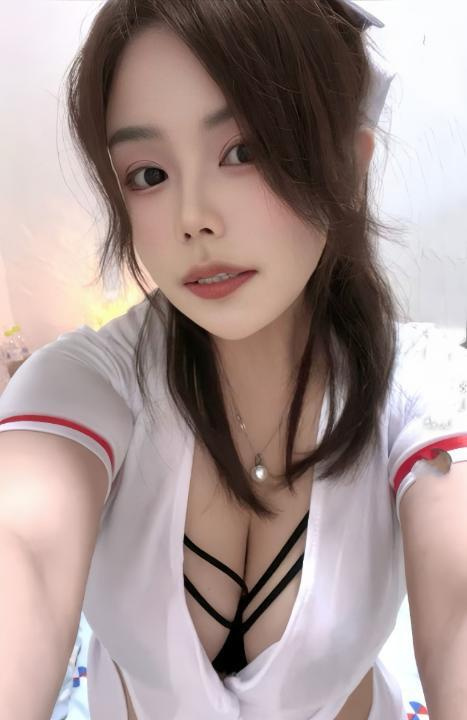 4D大胸御姐骚货老师