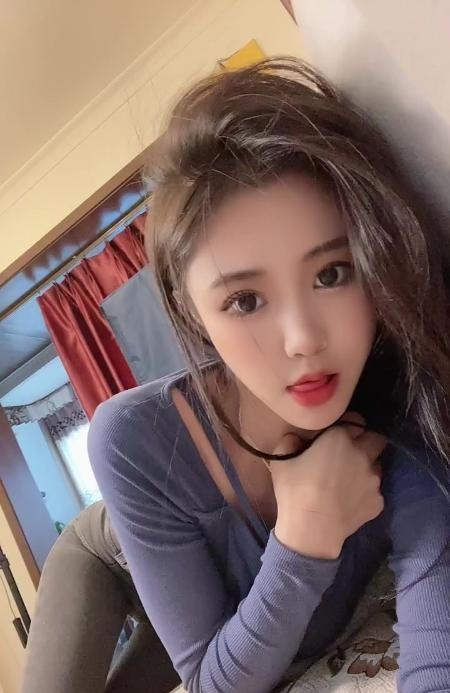 太原反差感骚妹