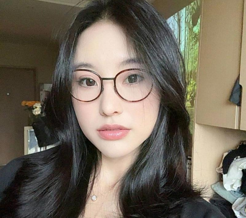健身女郎优优
