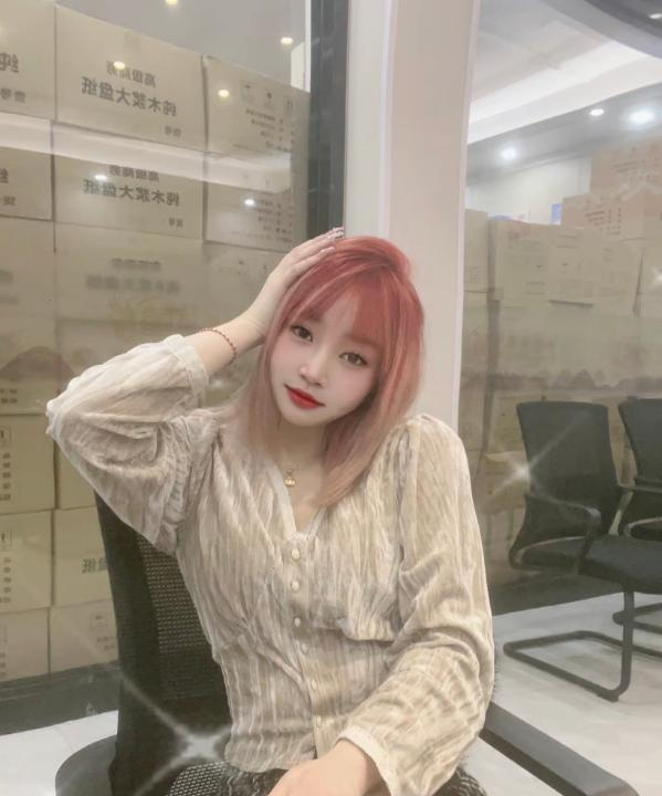 小嫩妹萱儿