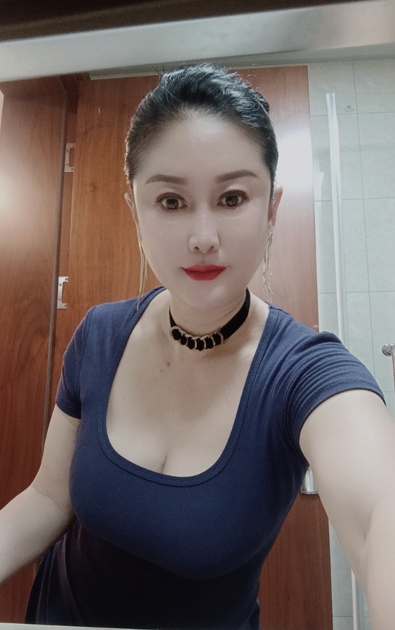会喷水娘们。