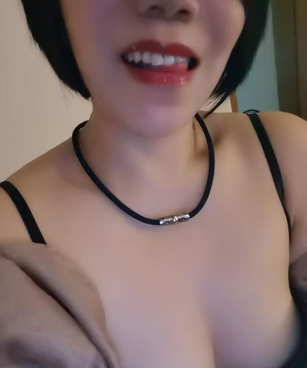 海珠泄火少妇