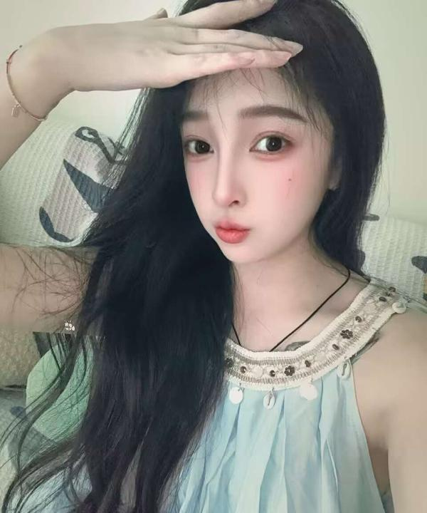 汉口性感大胸嫩妹