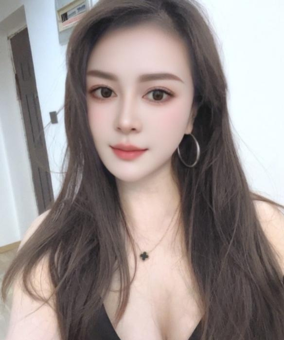 昆山性感美女