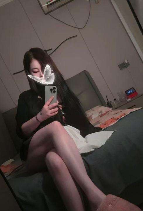 合肥胸大娇小美女