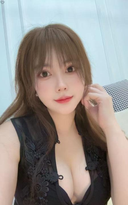 天河性感辣妹小乔