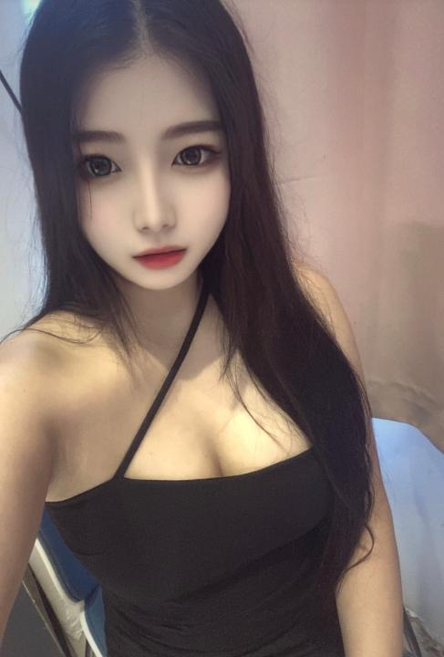 颜值反差口爆妹子