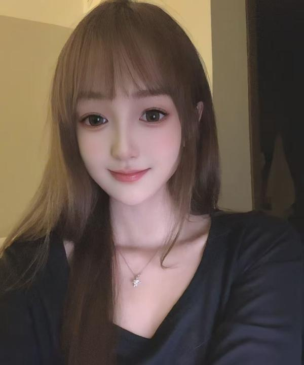 蜀山苗条气质妹子